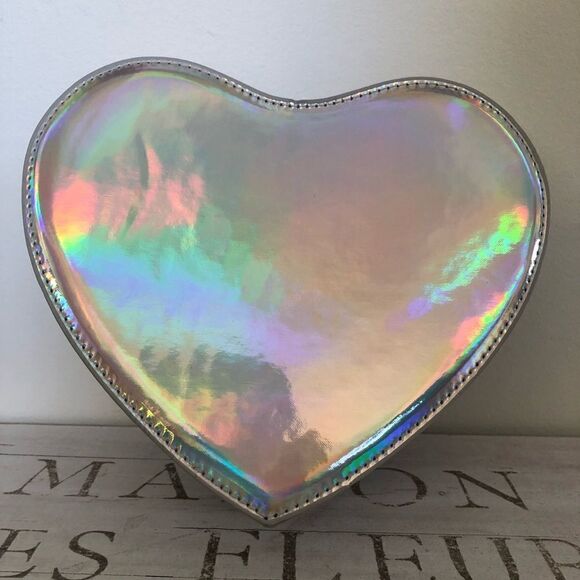 Heart Shaped Purse Handbag - Picture 8 of 9